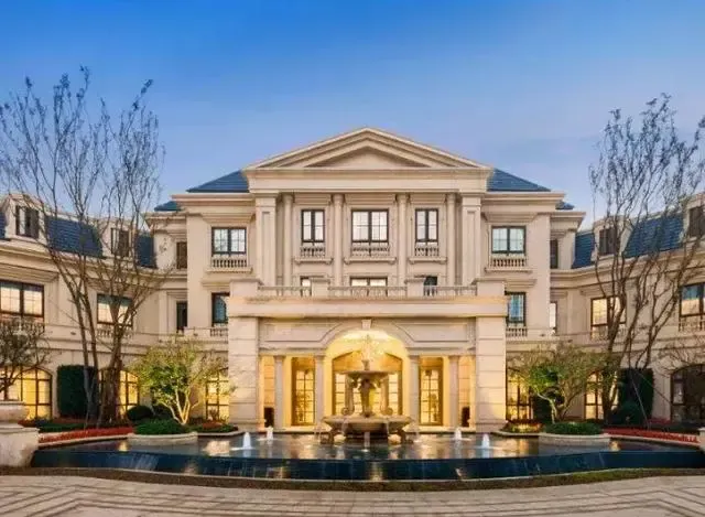 中国最"贵"豪宅:3000万购买,现价值上百亿,网友:没人买