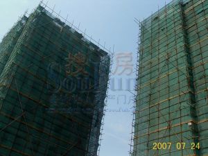 祥瑞蓝堡公寓 南北通透,采光好 装修好,环镜优美 近地铁 中间楼层