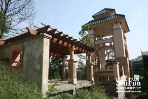 东骏湖景湾3室1厅东