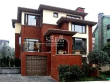 精装原木风独栋别墅,带260平左右围合式花园