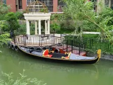 紫金园二期 南北通透,采光好 装修好,环镜优美 中间楼层