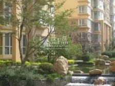 鸿运润园 4室2厅 南 北