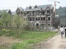 此房满二 精装修 拎包入住 采光好