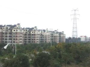 此房户型方正中关村商圈繁华地段交通方便