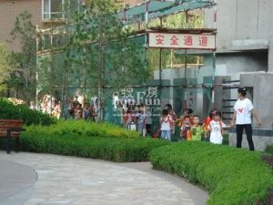 鸿运润园145平实用面积大上下两层出入方便