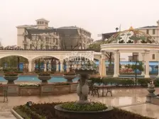 月亮河桂园联排中间套,中间位置,户型正气,居家装修