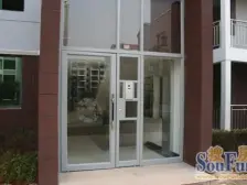 伟梦清水湾鸣泉居 南北通透,采光好 装修好,环镜优美 近地铁 中间楼层