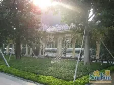 此房满五年,产权清晰,大花园,朝向好