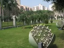 东海阳光 1房1厅 近东城地铁口 临万达