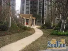 东海星洲清水3房交通便利出行方便.房子采光好环境优美