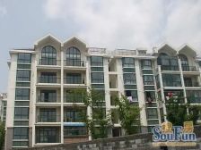 商品房+边套带花园+位置安静+全明户型
