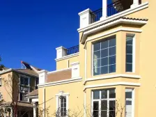 房满五税费少,公园旁环境优美。