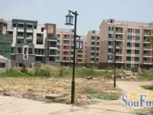 封闭式花园小区 户型通透 全天太阳