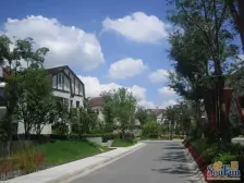 北进门南花园 西边套 看房随时!!!