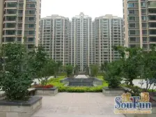 黄河家园 大平层 南北通透 精装修四室两厅