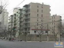 法式小高层,一楼送花园,带产权车位,南北通透,底楼房,品质小区,现代风格