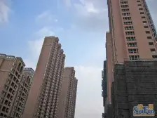 瑞虹商圈10年次新房,南北通透,诚意出售