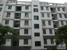 3年出才出一套+顶楼复式房间多+有40多平露台+得房200%