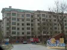 地铁2号线E出口.辰北花园上下两层复式.空中花园60平