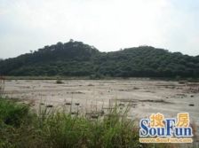 看湖景 户型好,花园大,业主诚心出售。随时看房