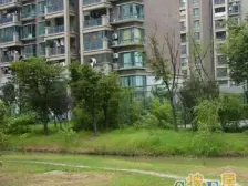 全新豪华装修 拎包入住 小区少有房源 价格可谈