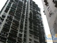 洪崖洞旁正规三房,业主诚心出售。