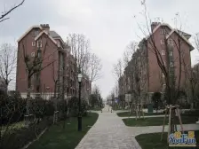 万科琥珀郡园 地铁口的联排别墅 带花园 露台 阁楼