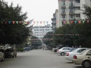 交大庭院4室2厅南