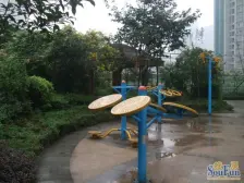 步行街 佳禾钰茂香港城三房140万