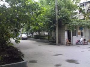 战旗东路7号2室1厅西南
