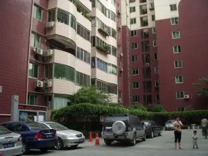 皇城公寓3室2厅东
