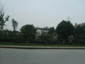 和贵馨城5室2厅南