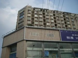 都市驿站1室1厅南