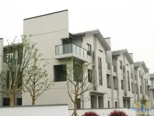 夏阳·飞机三室,户型难得,业主售价有优惠。欢迎咨询