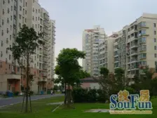 房子位置优越,日常出行方便,视野开阔采光足,户型正气