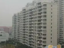 区域好房,复式,有露台30平米,50万精装修不用动。