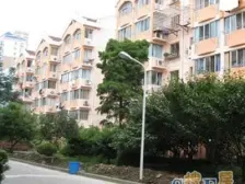 轨交9号线三开间朝南 附带阁楼 位置好 安静 议价空间大