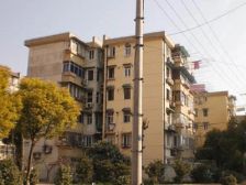 电梯房采光好近地铁配套齐全业主诚心出售