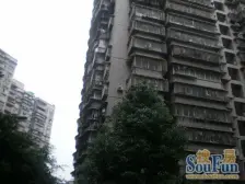 洪崖洞旁小区房,看两江交汇,无人机表演,无遮挡,