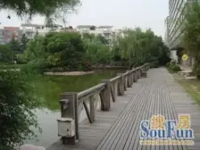 电梯房高楼层大两房,得房率85%,可三房