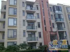 电梯大复式,装修保养好,可拎包入住,业主诚意出售