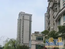 小区中心位置,小区景观位置,采光充足,房型正气,独栋别墅