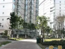 一梯一户 人车分流 好位置中间套大三房 精装修拎包住