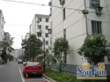 :此房位置好小区近地铁一号线低总价三房诚心出售