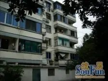 地铁口位置好,采光佳,户型正。看房方便