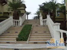 精装带花园业主诚心出售四面中庭