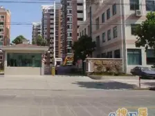 满五年W一,楼层位置好,5年前精装修,业主置换诚心售