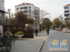 一楼带院子、采光好、位置安静、5+23号线