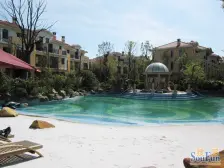 边套大花园,满五且一,看房方便