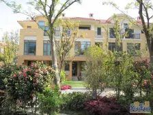 边套大花园,满五且一,看房方便